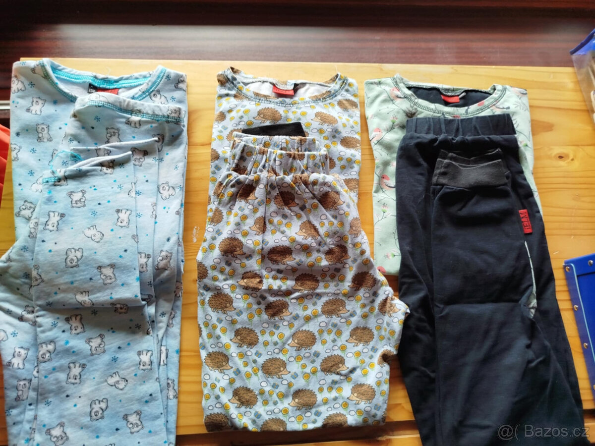 Pyžámko 152 a elasťáky 140/146 - 2