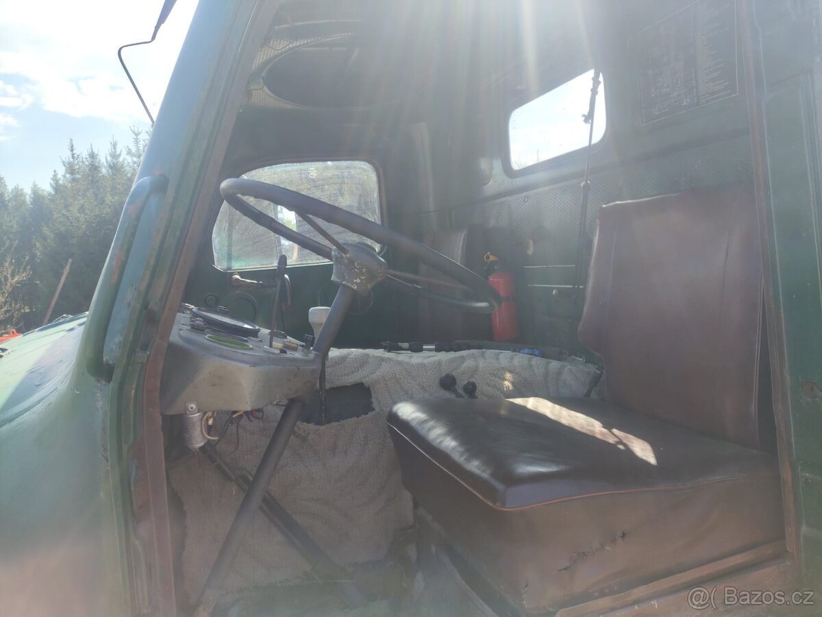 V3S sklápěč - 2