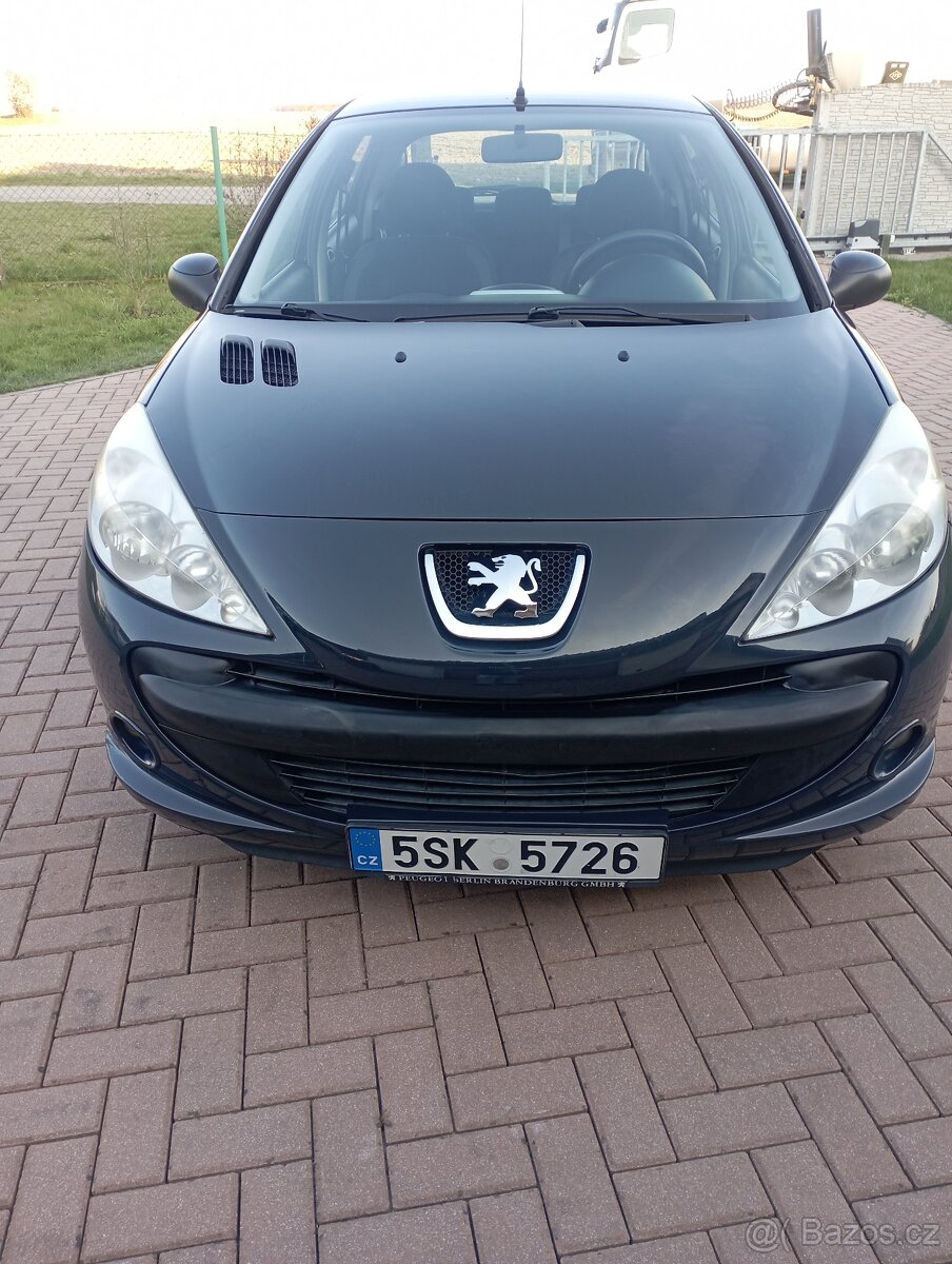Peugeot 206+ - 2