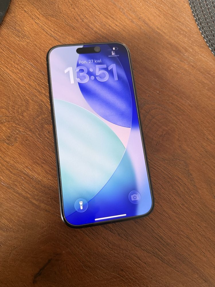 iPhone 15 Pro 128 GB - 2