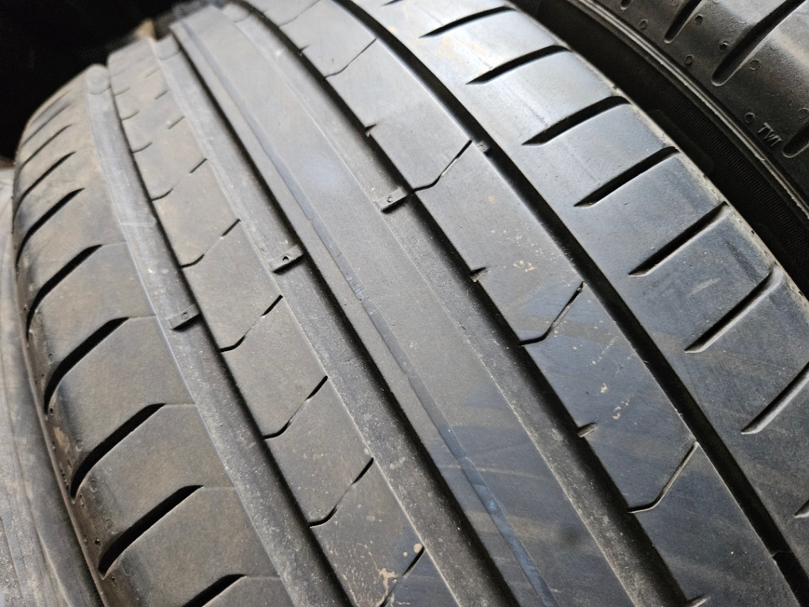 235/50R19 (99V) Pirelli P ZERO TM 5mm 2ks - 2