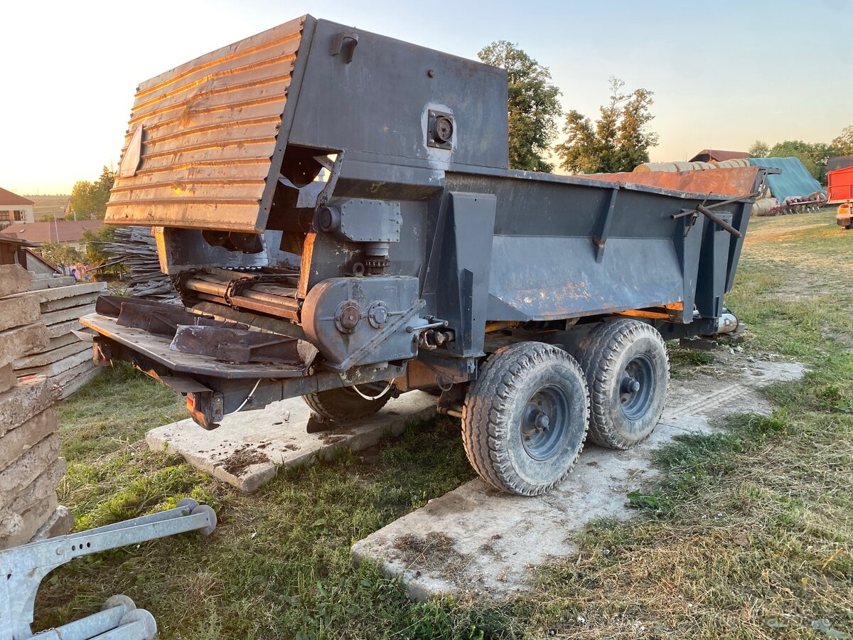 Rozmetadlo hnoje - 2