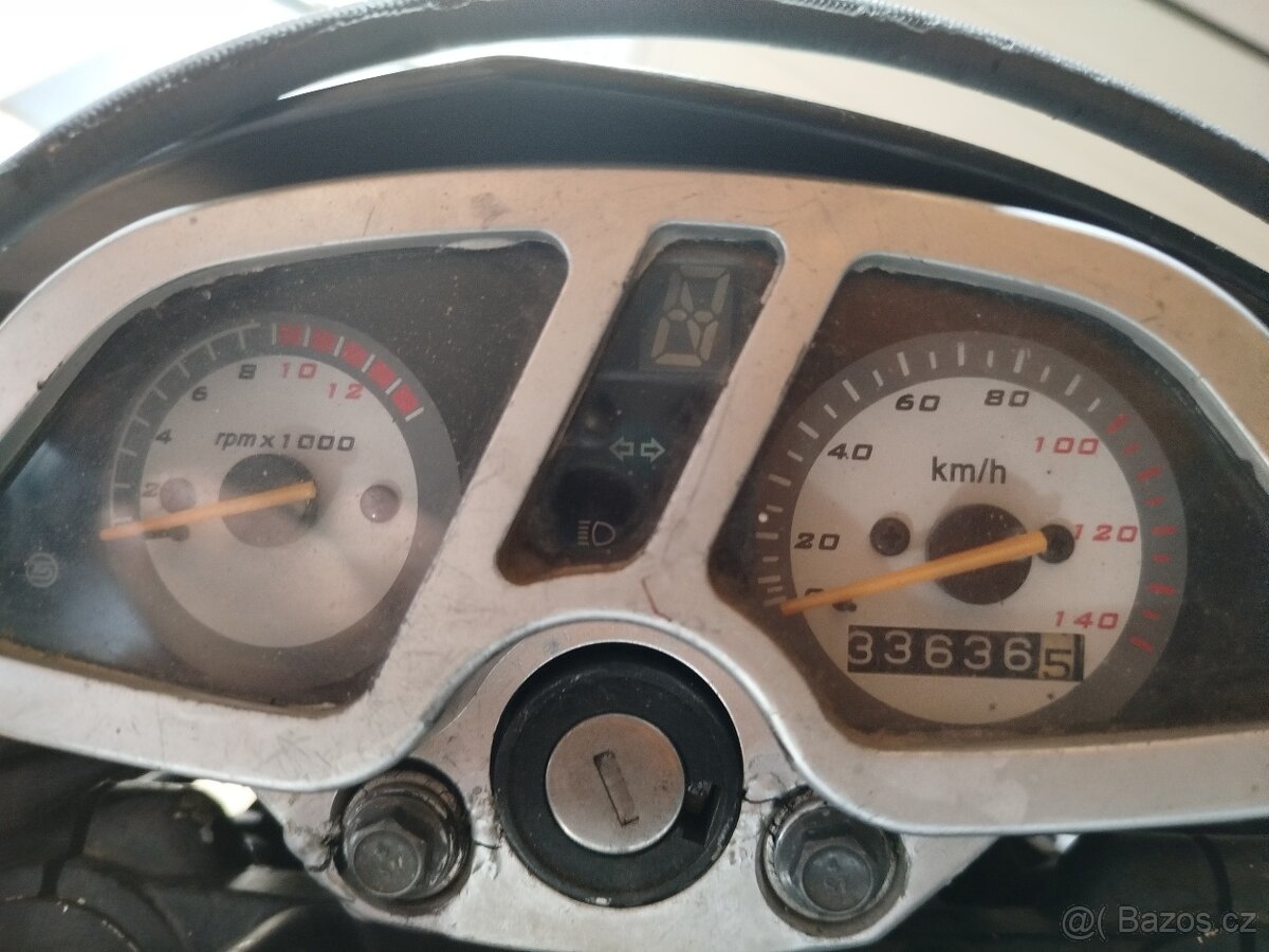 yuki 125 sm 2008