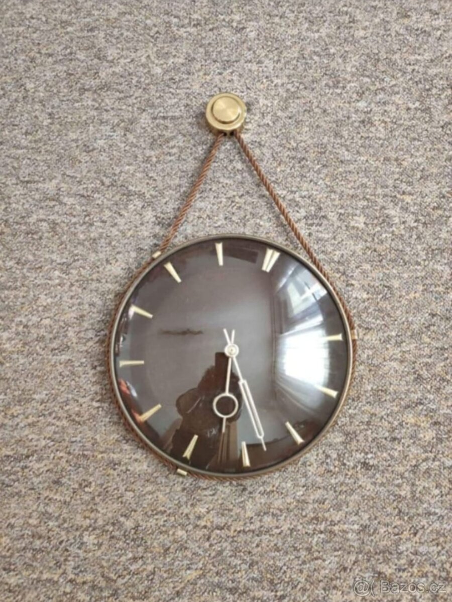 Retro hodiny a budíky - 2