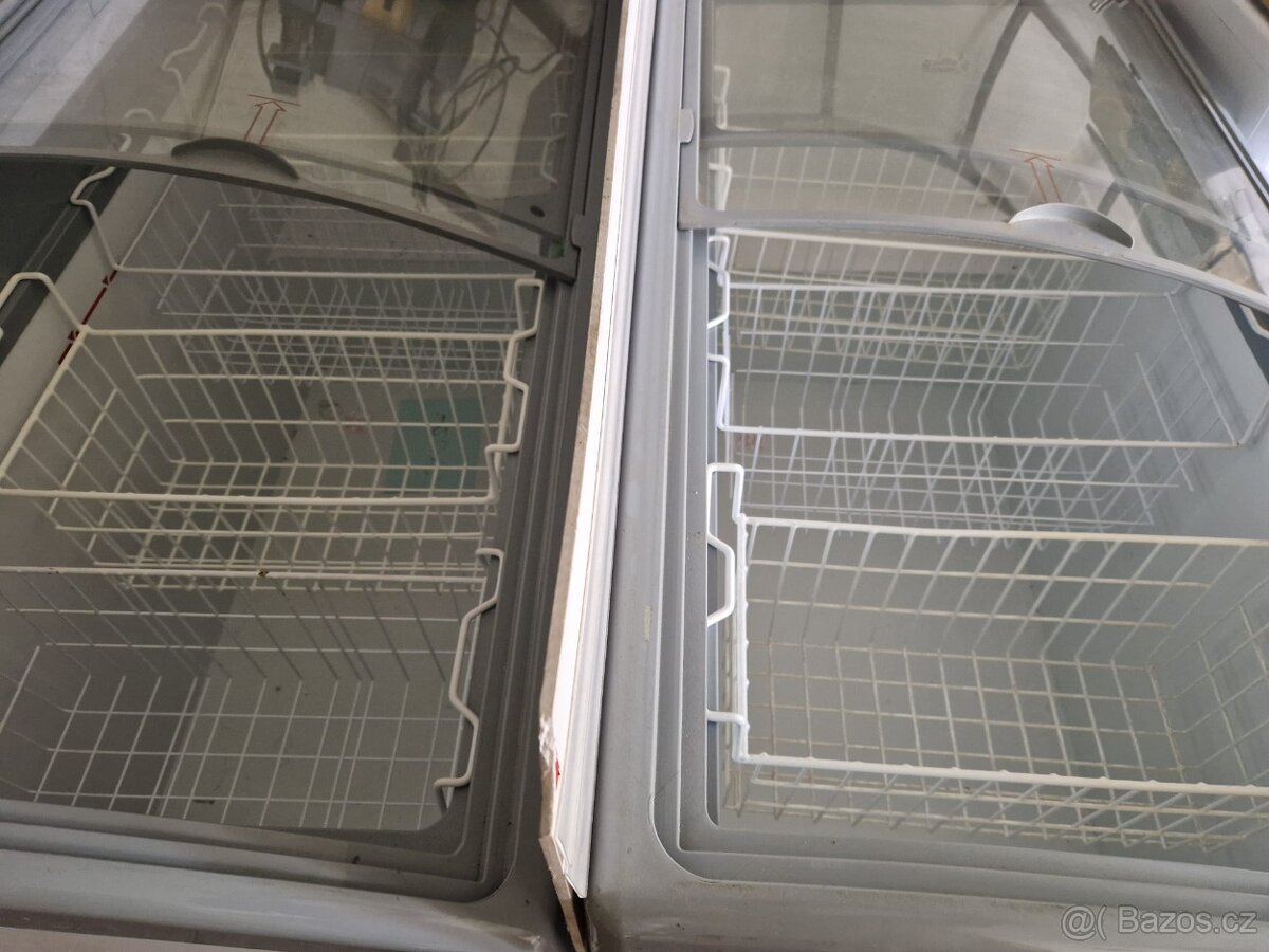 2x zánovní mrazák do prodejny - 2