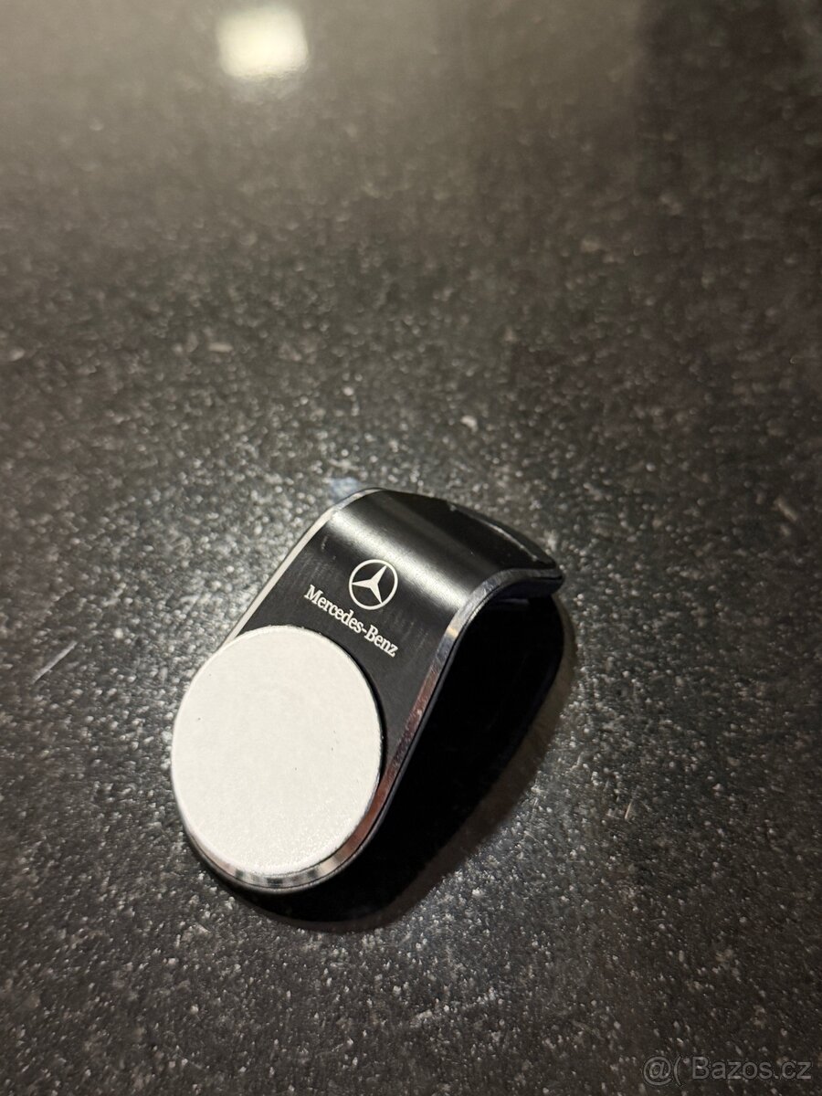Držák na telefon magsafe mercedes - 2