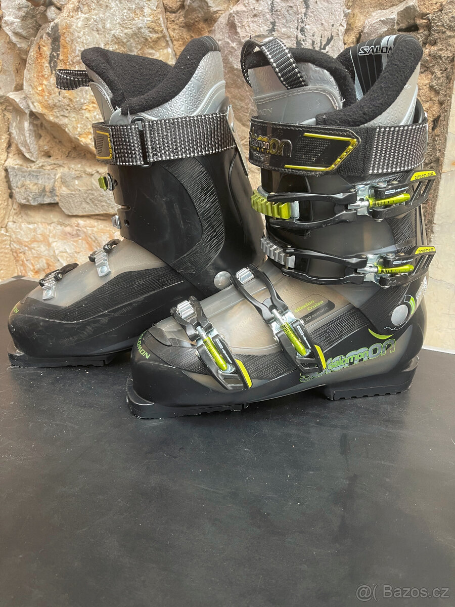 Lyžáky Salomon, vel. 27-27.5 (44), celková délka 317mm - 2
