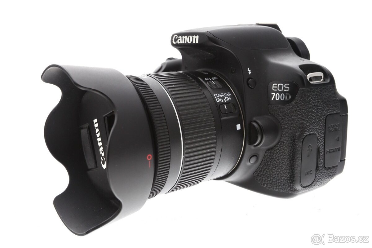 Zrcadlovka Canon 700D + 18-55mm + příslušenství - 2