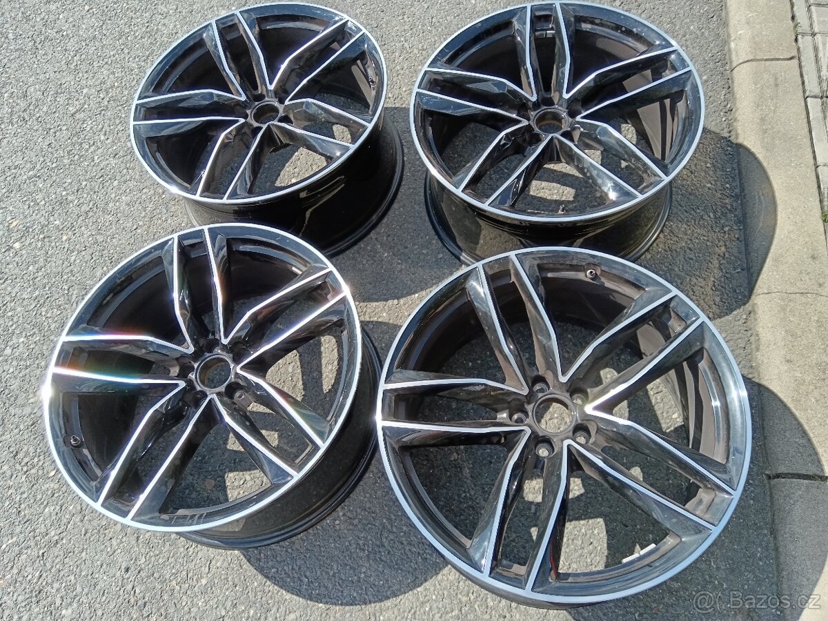 Al sada 21" al disky ORIGINAL AUDI RS 6, r.v. 2017 - 2