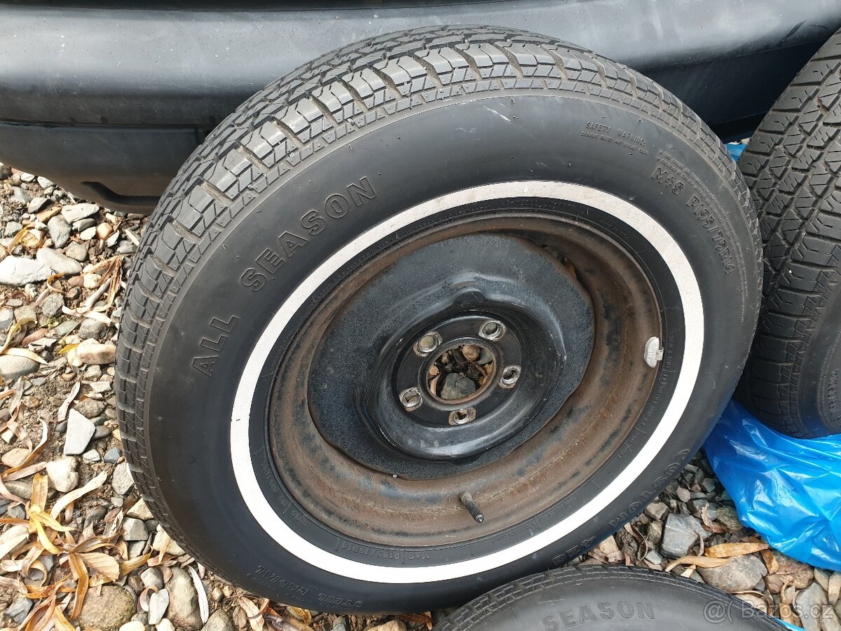 Custom 428 běloboké pneu - 2