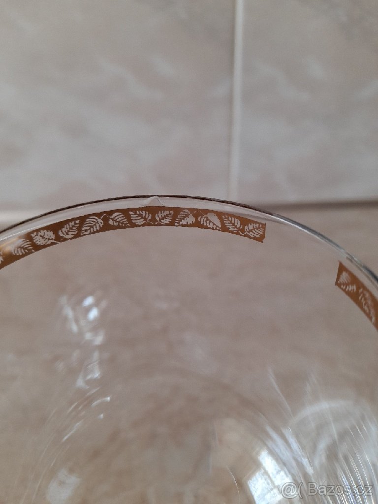 Sklenice na víno, šampus, koňak, likér. - 2