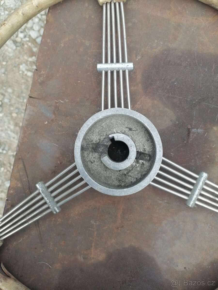 Volant Tatra T 600 - 2