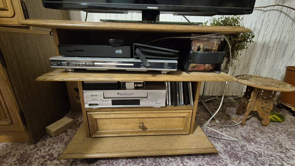 Nábytková stěna - 2