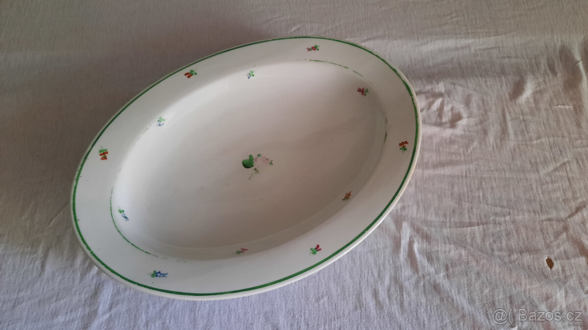 Oválná porcelánová mísa - 2