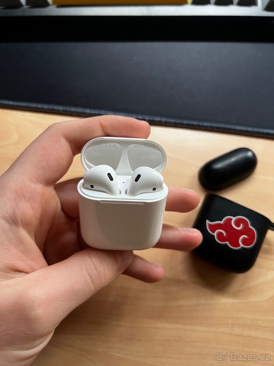 Airpods 1. generace - 2