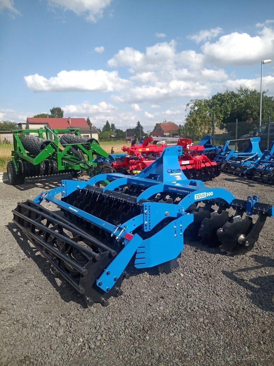 Diskový podmítač CZAGRO maschinery ZEUS strong 300 - 2