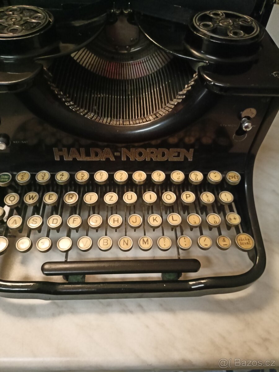 Psací stroj - 2