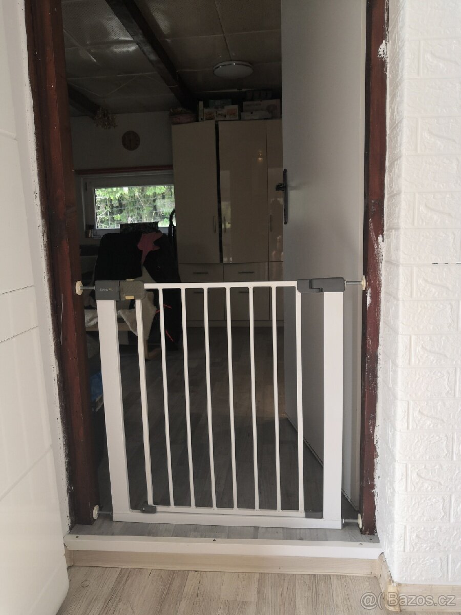 Mřížka mezi dveře - 2