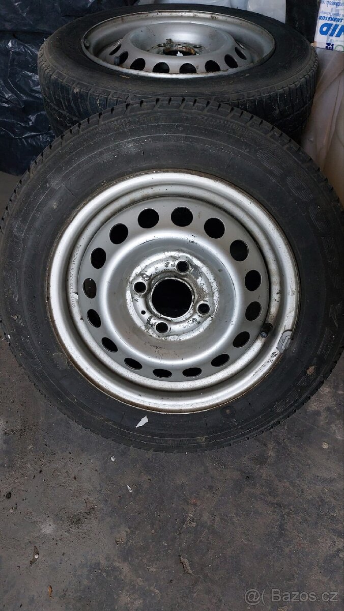 Originální ocelové disky Nissan (155/70R13) - 2