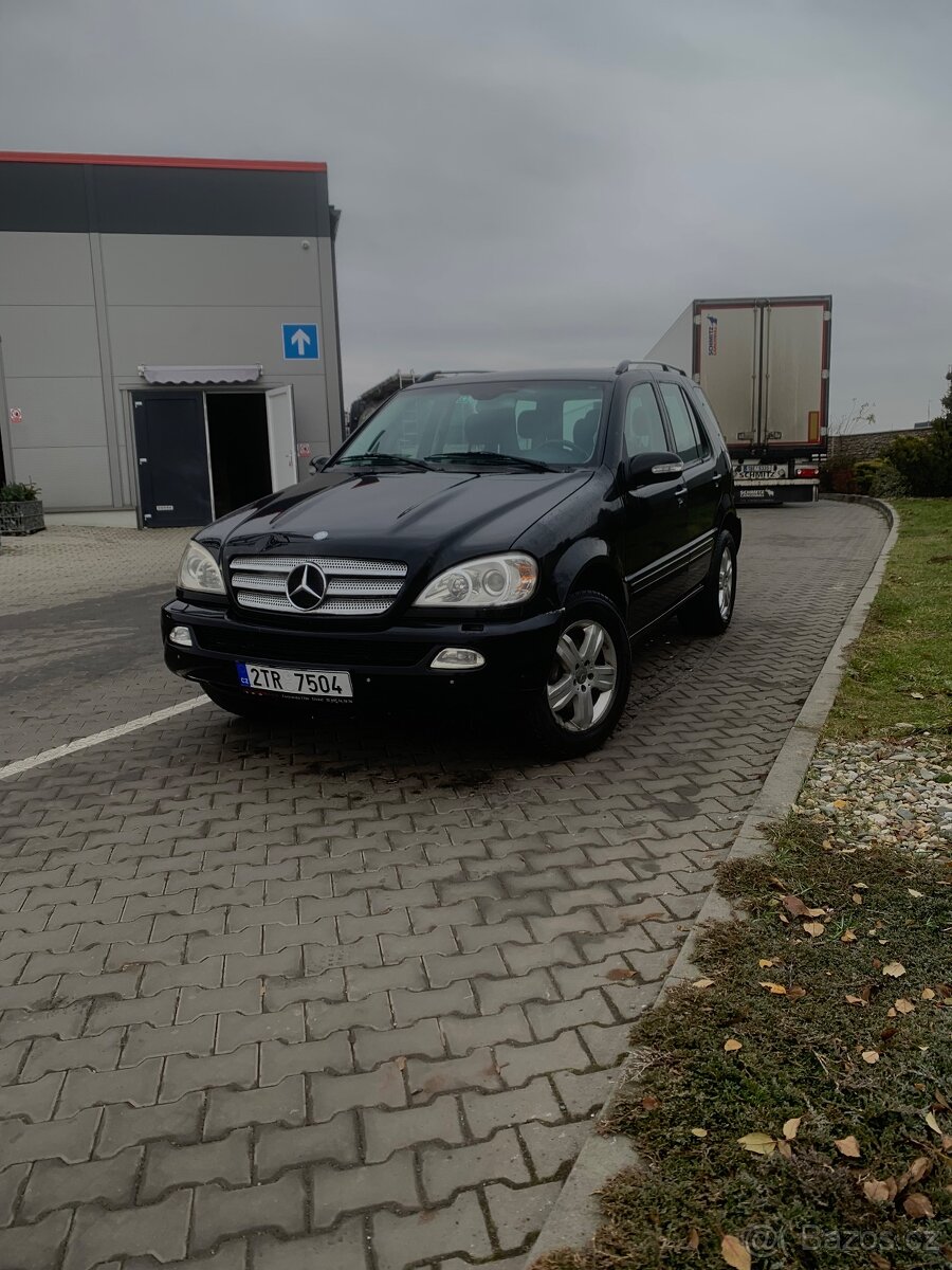 Mercedes Benz ML W163 - 2