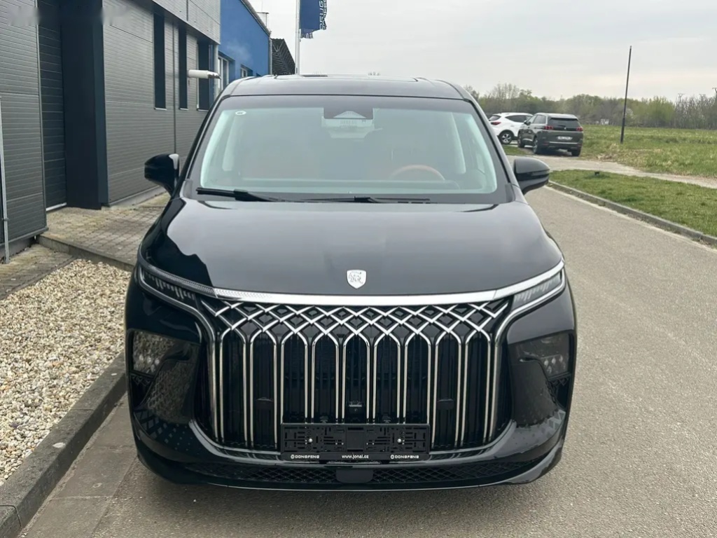 Dongfeng U-Tour, V9 HEV - 2