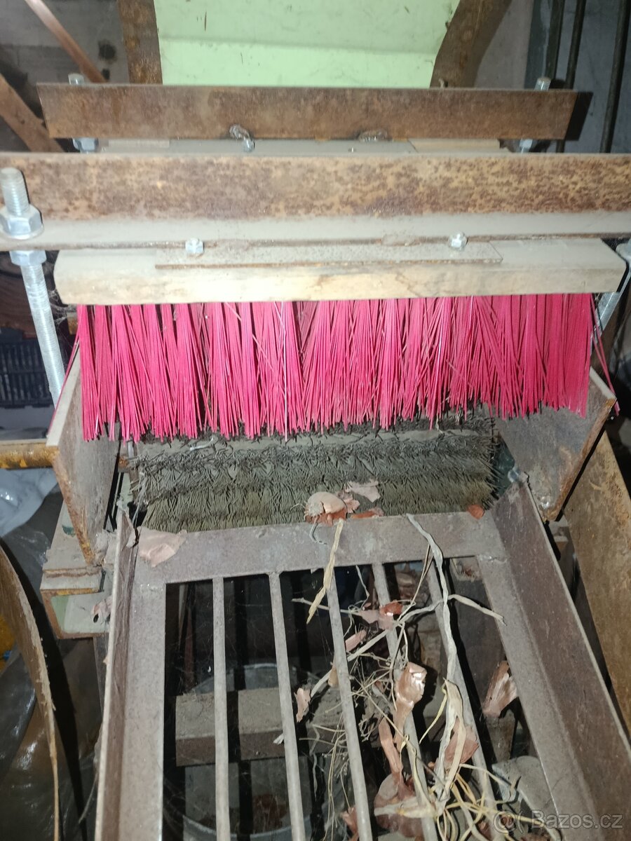 Čistička na česnek a cibuli - 2
