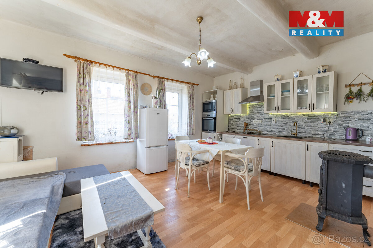 Prodej rodinného domu, 62 m², Chroustov – pohled 2