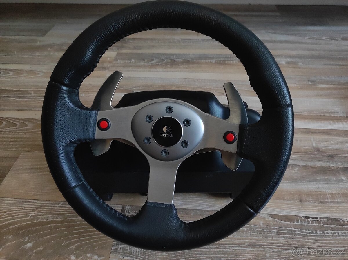 Logitech G25 Racing Wheel - 2