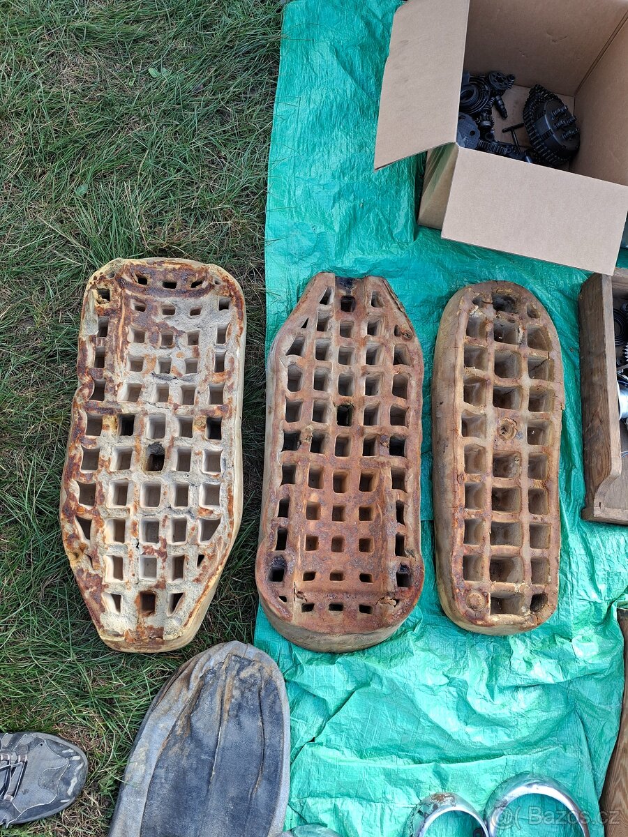 Jawa/Čz Molitany sedla - 2