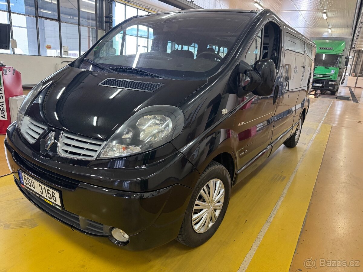 Renault Trafic 2,0 DCi Long Passenger - 2
