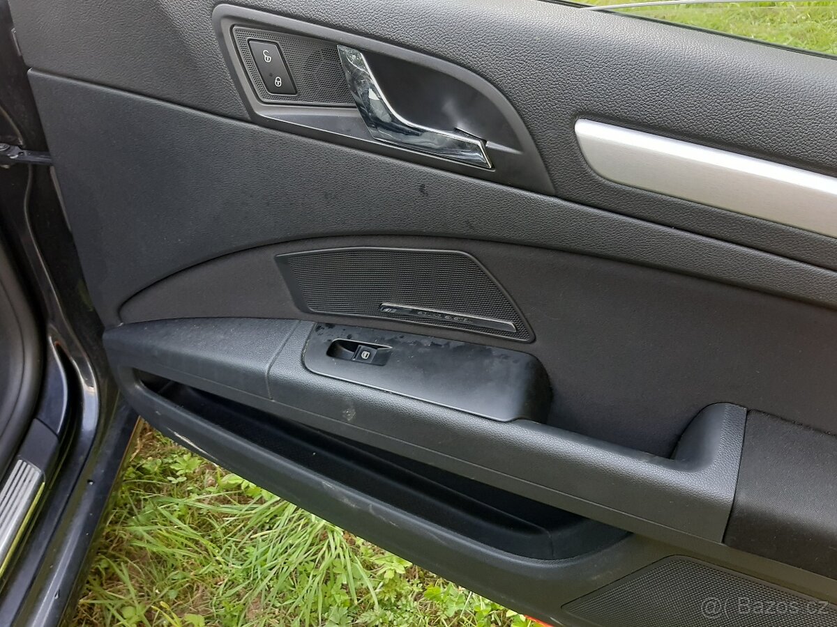 Skoda Superb 2 facelift barva LF9R-1Z1Z - 2