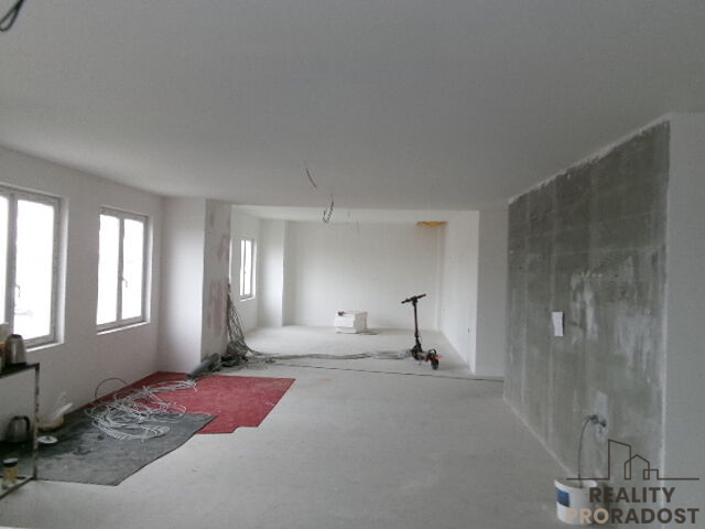 Pronájem skladu 600m2 Brno Chrlice - 2