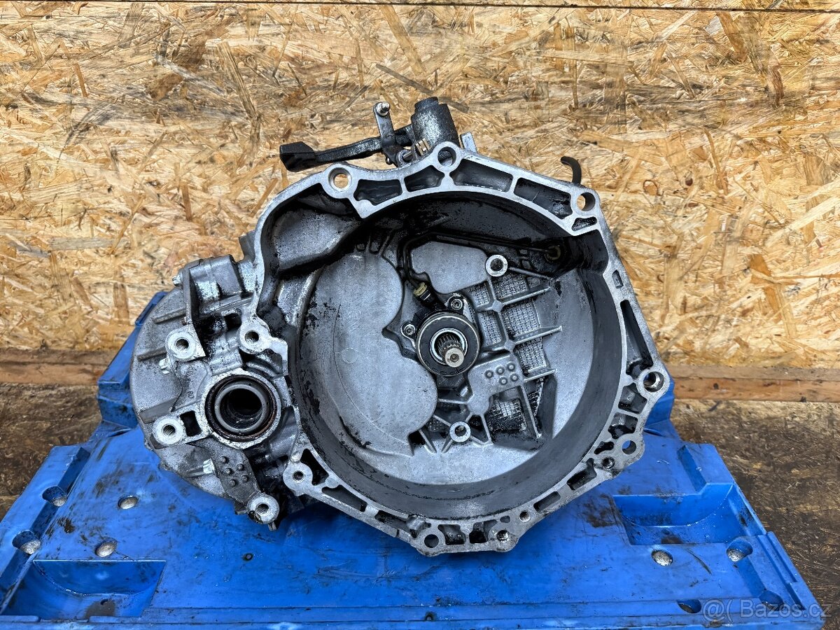 MANUÁLNÍ 6Q PŘEVODOVKA OPEL 1.7 CDTI 81KW M32 55561599 - 2