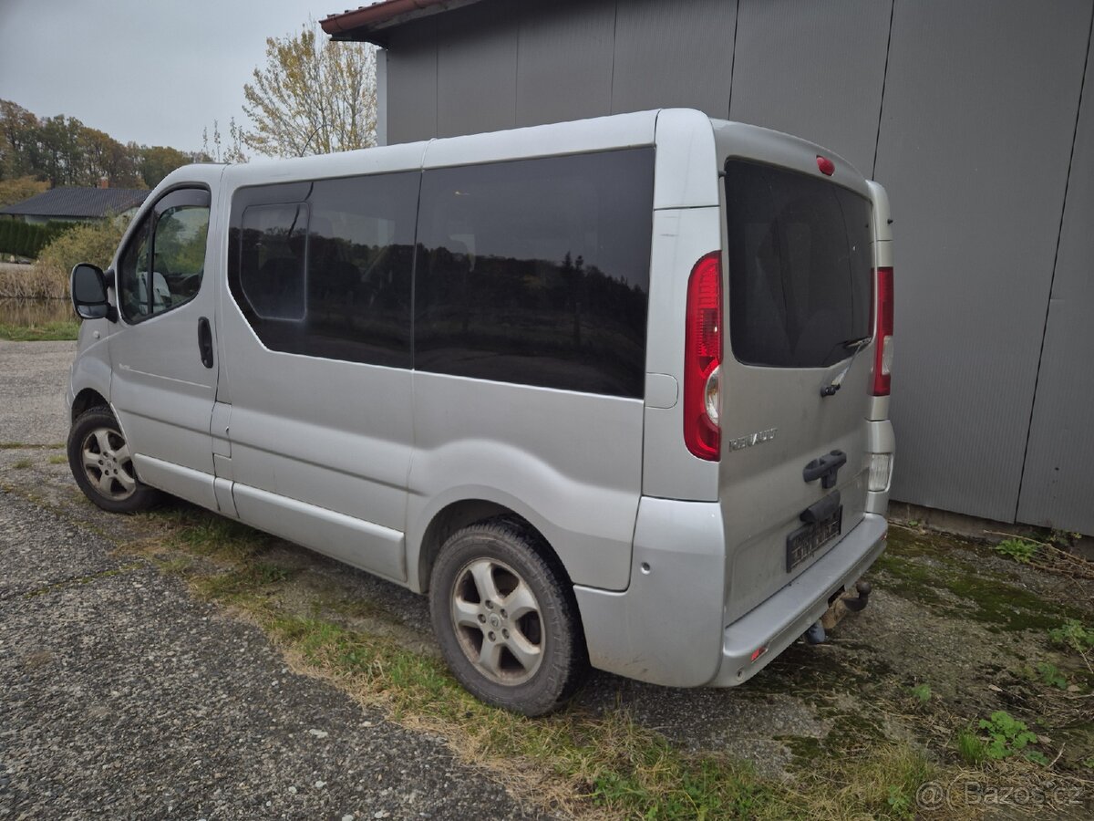 Renault Trafic,Vivaro 2.5 dci r.v.2010 náhradní díly. - 2