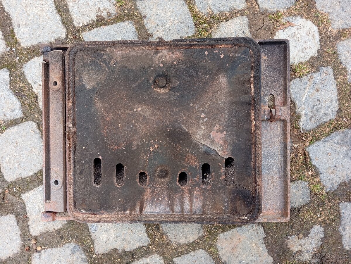 přikládací dvířka Viadrus U26 - 2