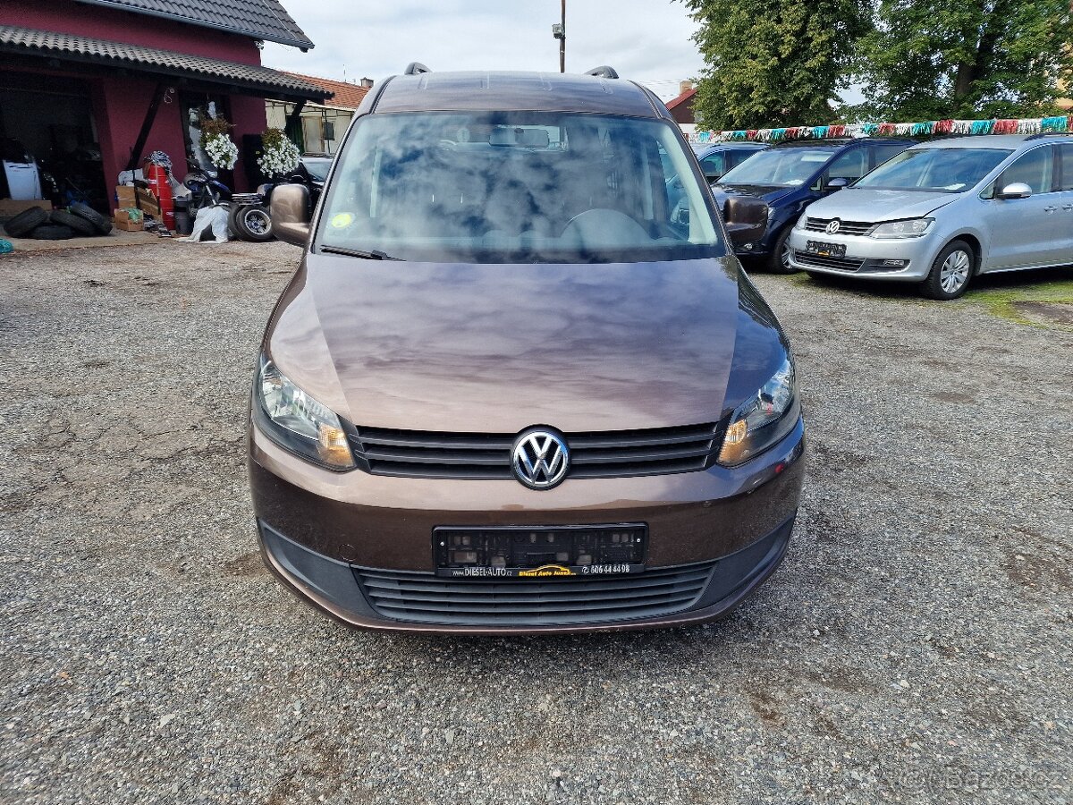 Volkswagen CADDY MAXI 1,6TDI 7 SEDADEL - 2