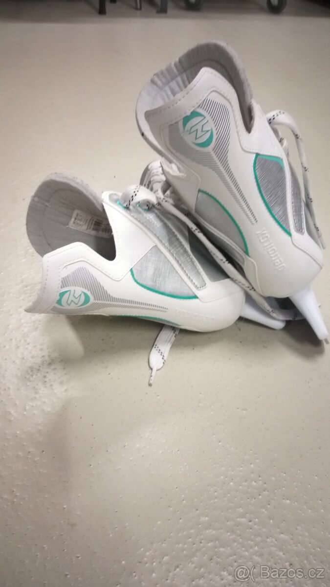 Prodám kvalitní chlapecké brusle, hokejové - 2