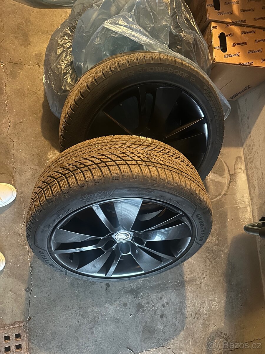 Zimní alu sada , 235/45 R18 - 2