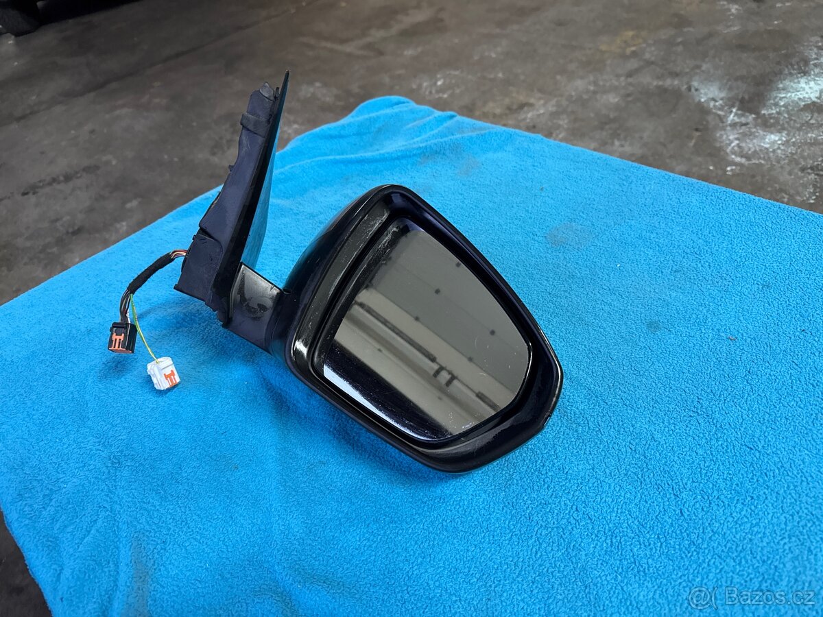 Pravé i levé zrcátko Peugeot 3008 II - 2