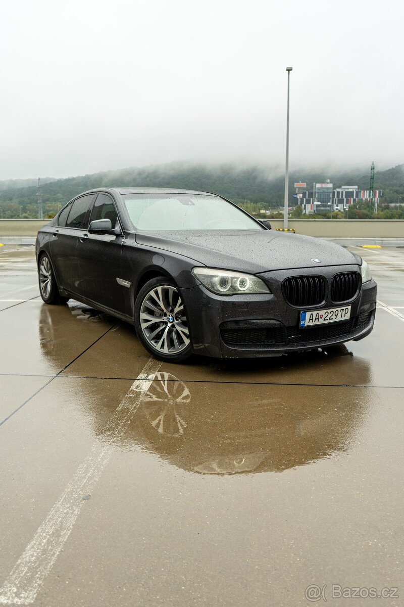 BMW Rad 7 740d - 2