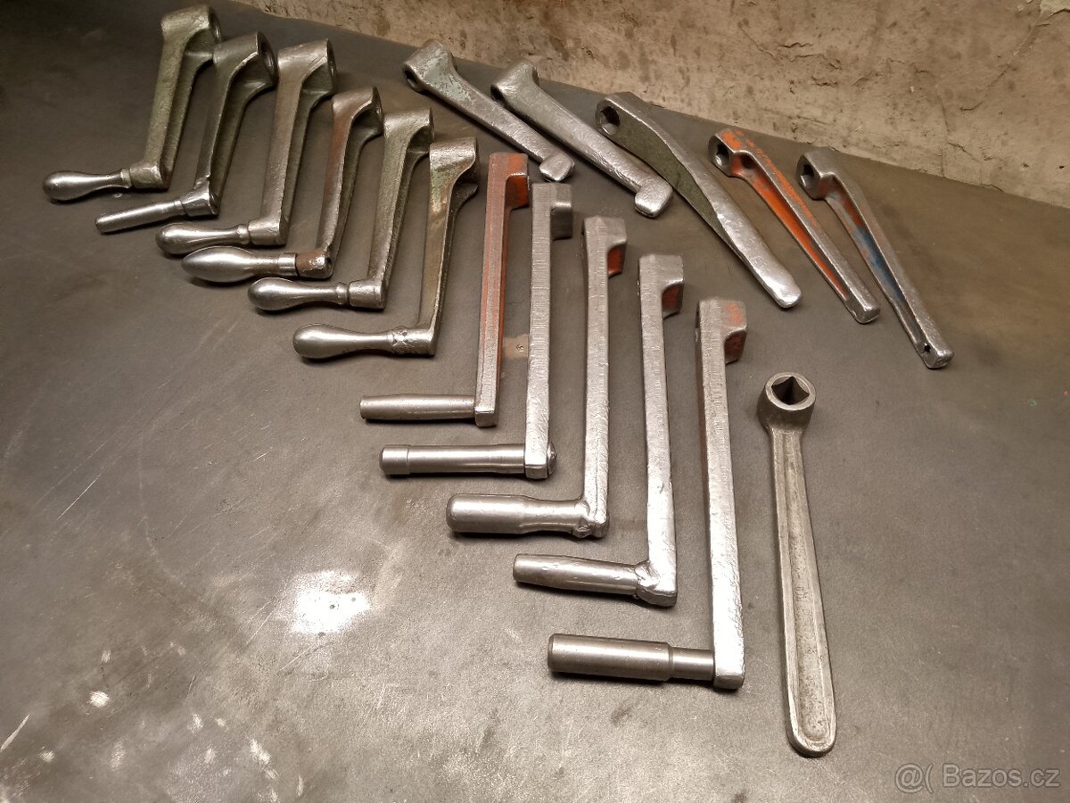 Klika kliky na strojni sveraky vel.19 a 24 - 2