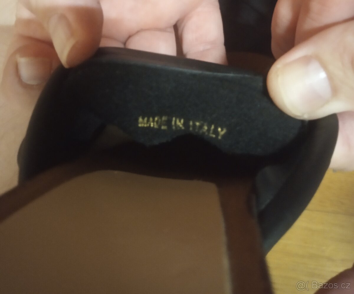 Prodáme nazouváky Baťa dámské vel.38 - 2