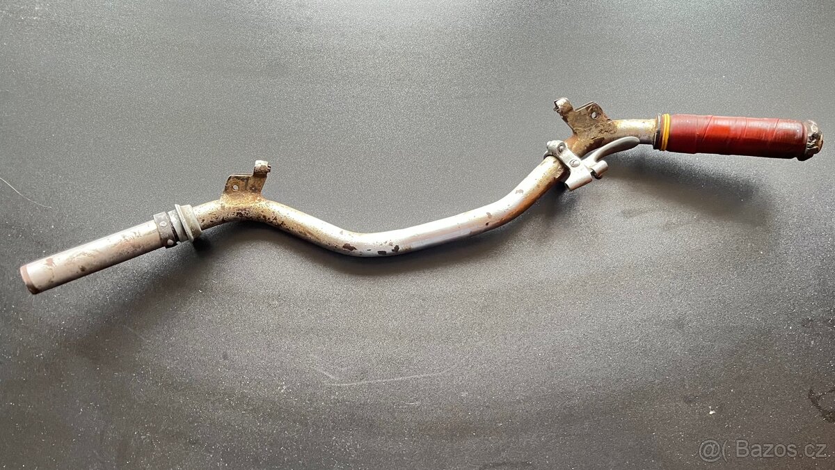 Řidítka s rukojetí plynu JAWA 175 250 Special Předválečná - 2