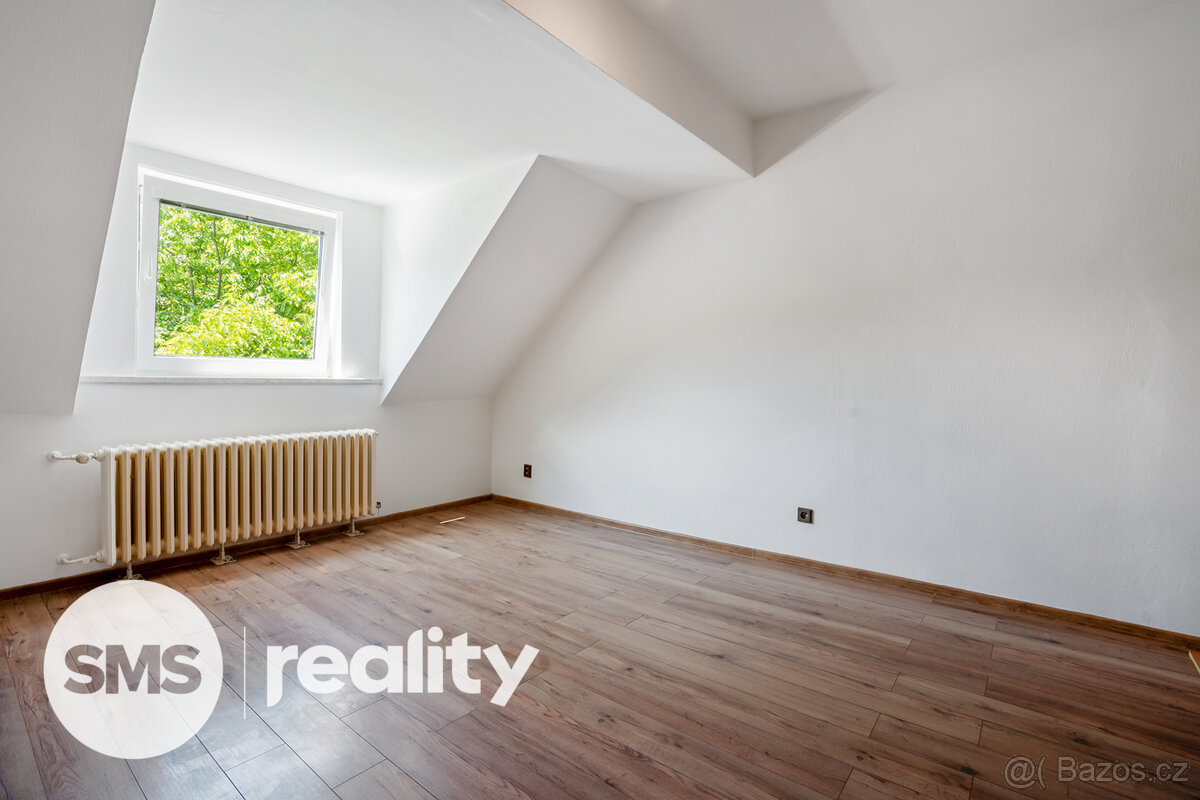 Prodej prostorného bytu 3+1 (99,6 m²) – Frýdek-Místek, ul. E - 2