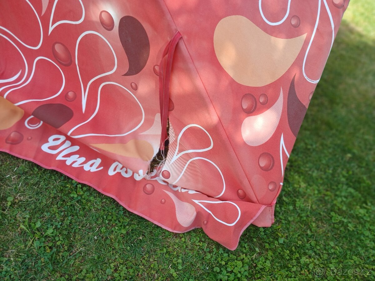 Velký kvalitní gastro slunečník 3x3m posled í 2 ks - 2