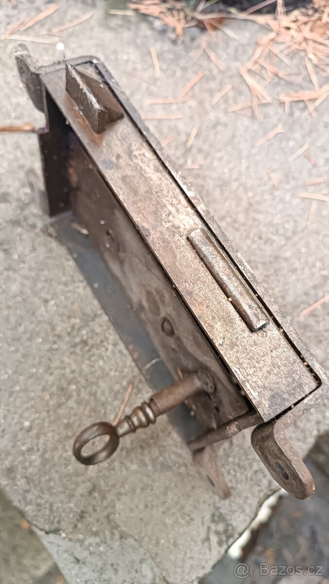 Zámek dozický historický funkcni - 2