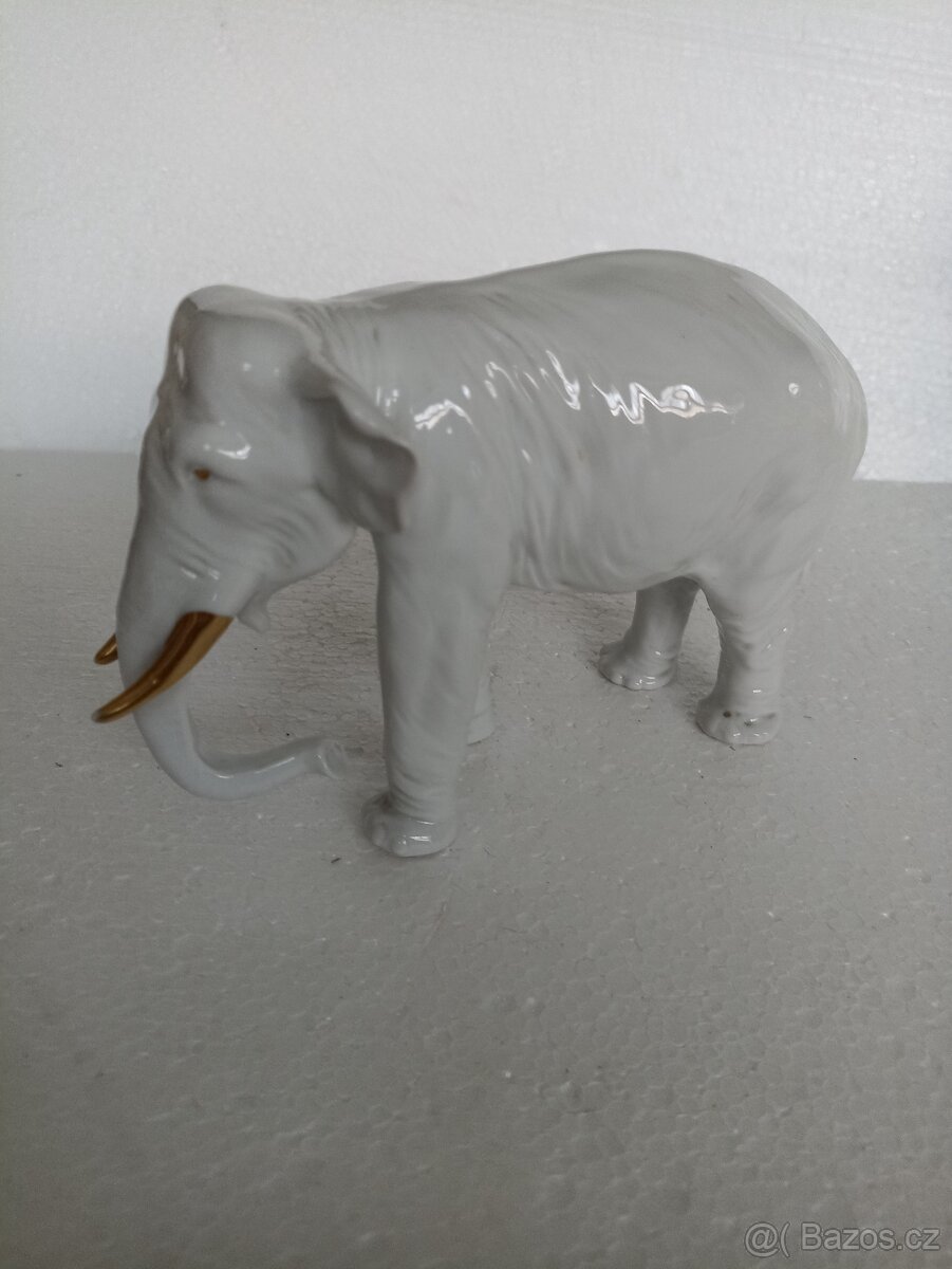 Porcelánová soška - SLON - 2
