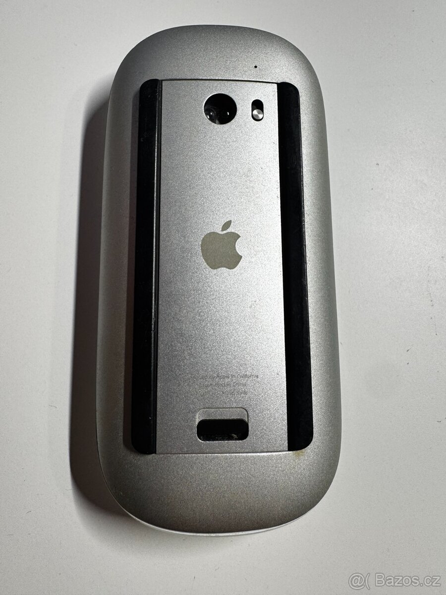 Apple myš Magic Mouse A1296 - 2