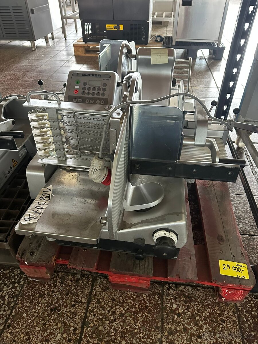 Nářezový stroj, nářezák Bizerba - 2