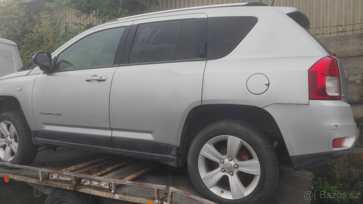 Jeep Compass 2.2 crd - 2011 - celek s doklady nebo ND - 2